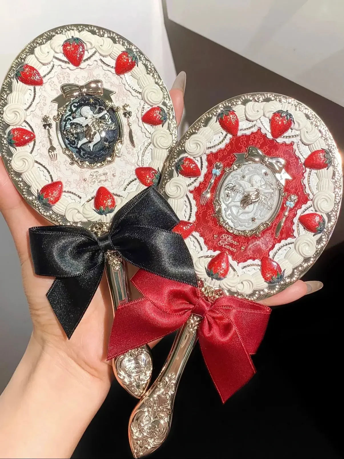 Flower Knows Shell's Jewel Series Handheld Makeup Mirror