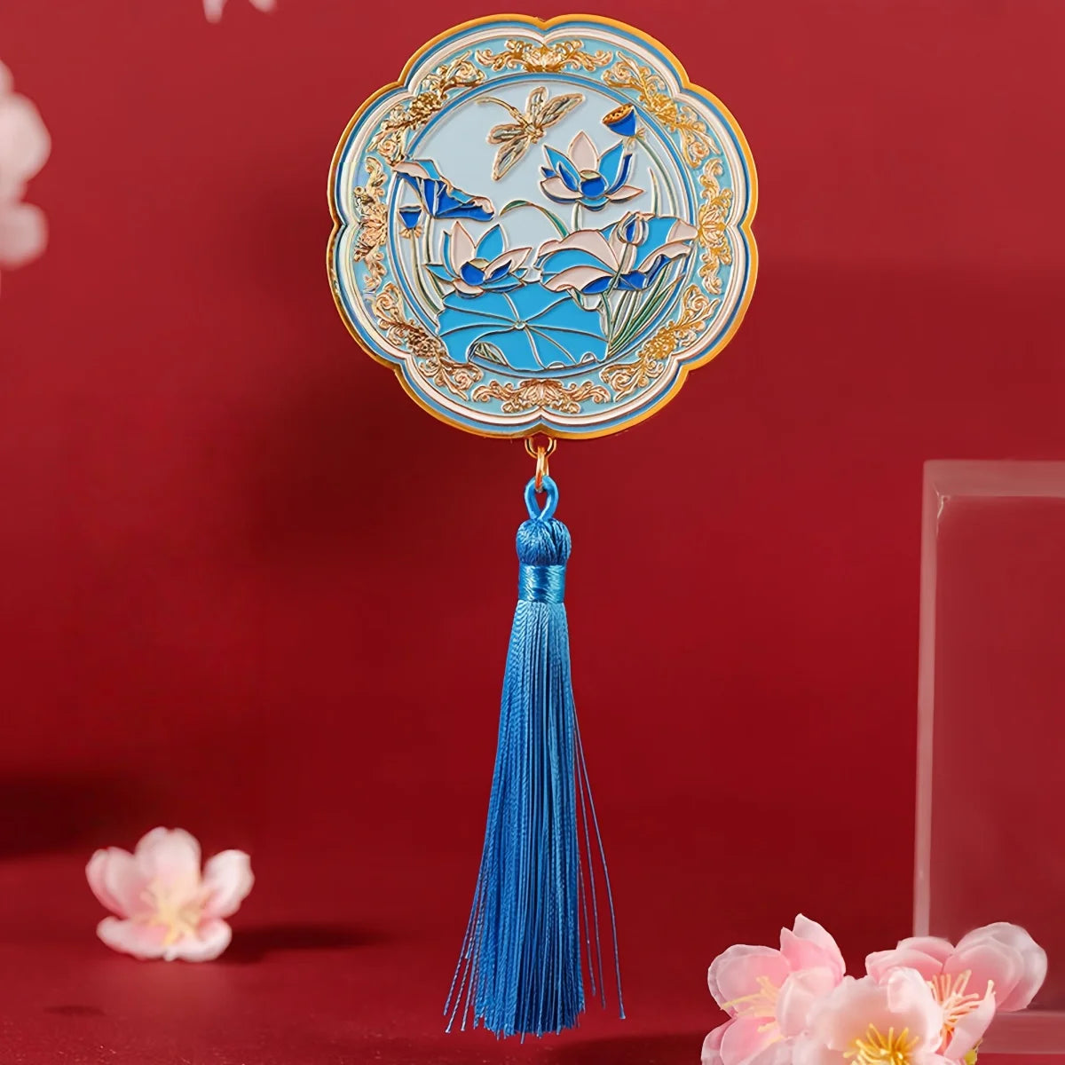 Chinese style tassel handheld makeup mirror for women luxurious gift box Holiday Gift for Women reapply makeup